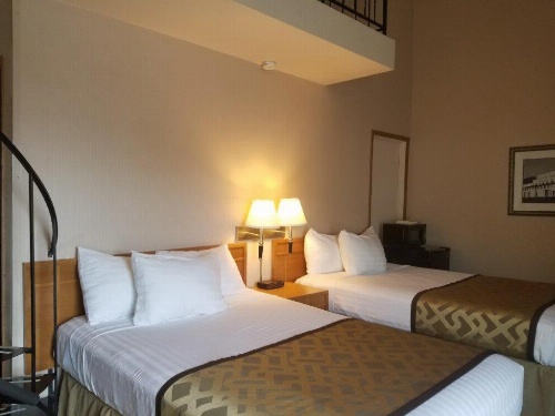 RiverTree Inn & Suites image 12