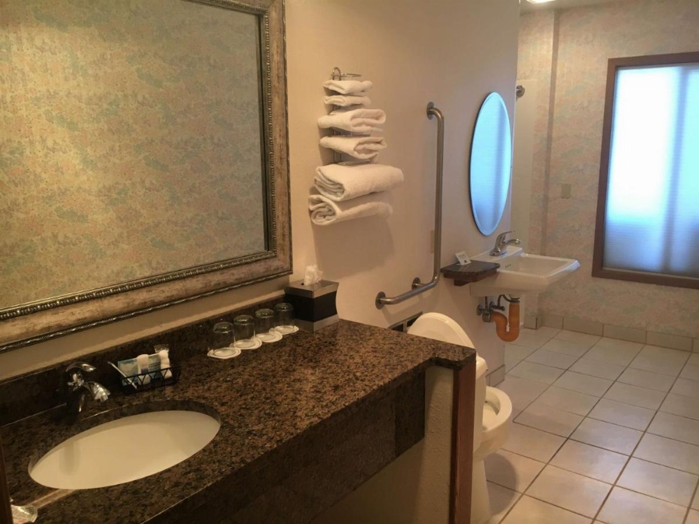 RiverTree Inn & Suites Image 25