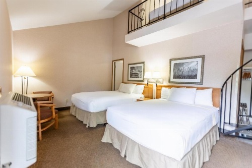 RiverTree Inn & Suites image 9